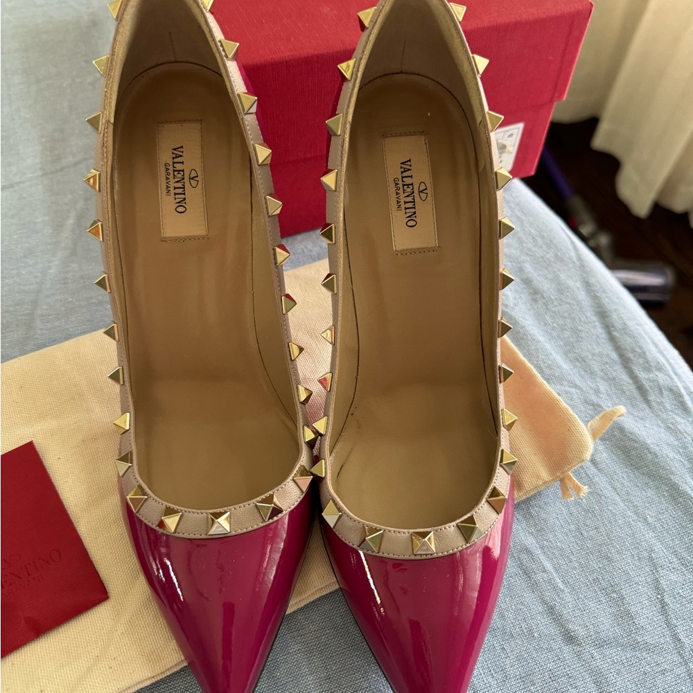 Valentino Stud Shoes size 40 Plum Color - Picture 3 of 4